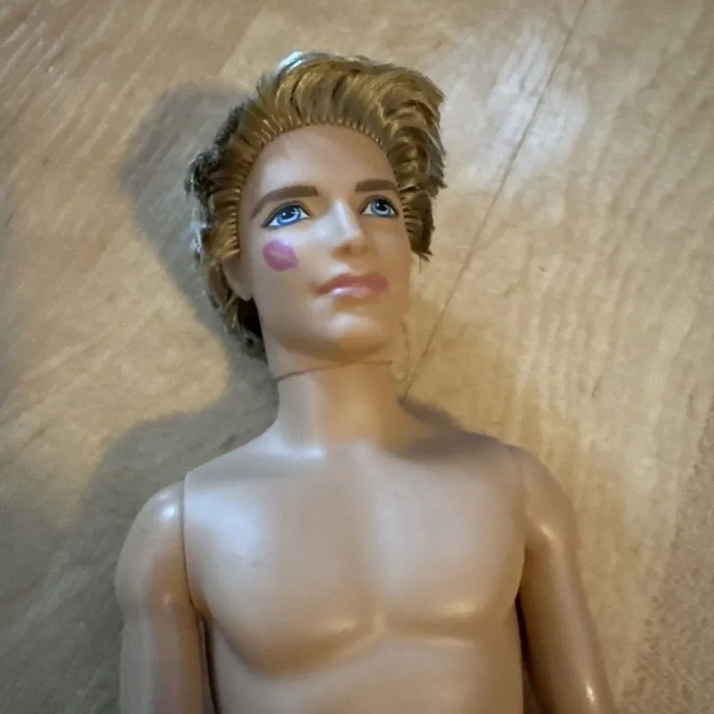 KEN DOLL She Said Yes KISS ON CHEEK Barbie Mattel 2009 Rooted Hair Shorts Shoes
